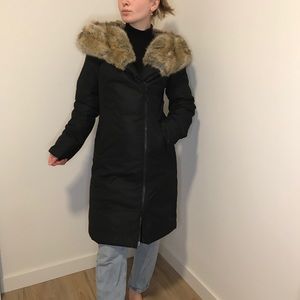 Aritzia Babaton St. Moritz Parka